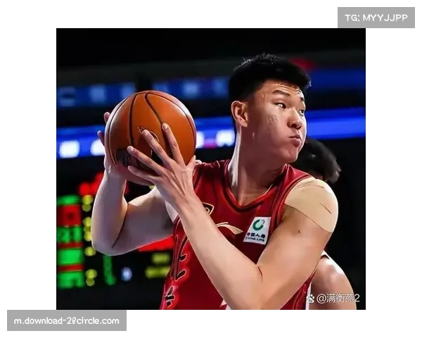 上海海港中场串联明显失效 卫冕冠军攻防两端均陷入低迷